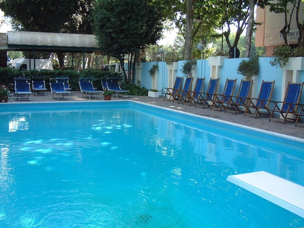Hotel Biancamano Rimini Esterno foto
