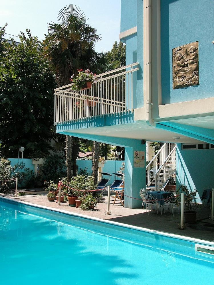 Hotel Biancamano Rimini Esterno foto