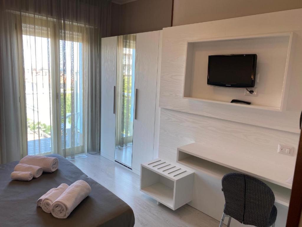 Hotel Biancamano Rimini Esterno foto