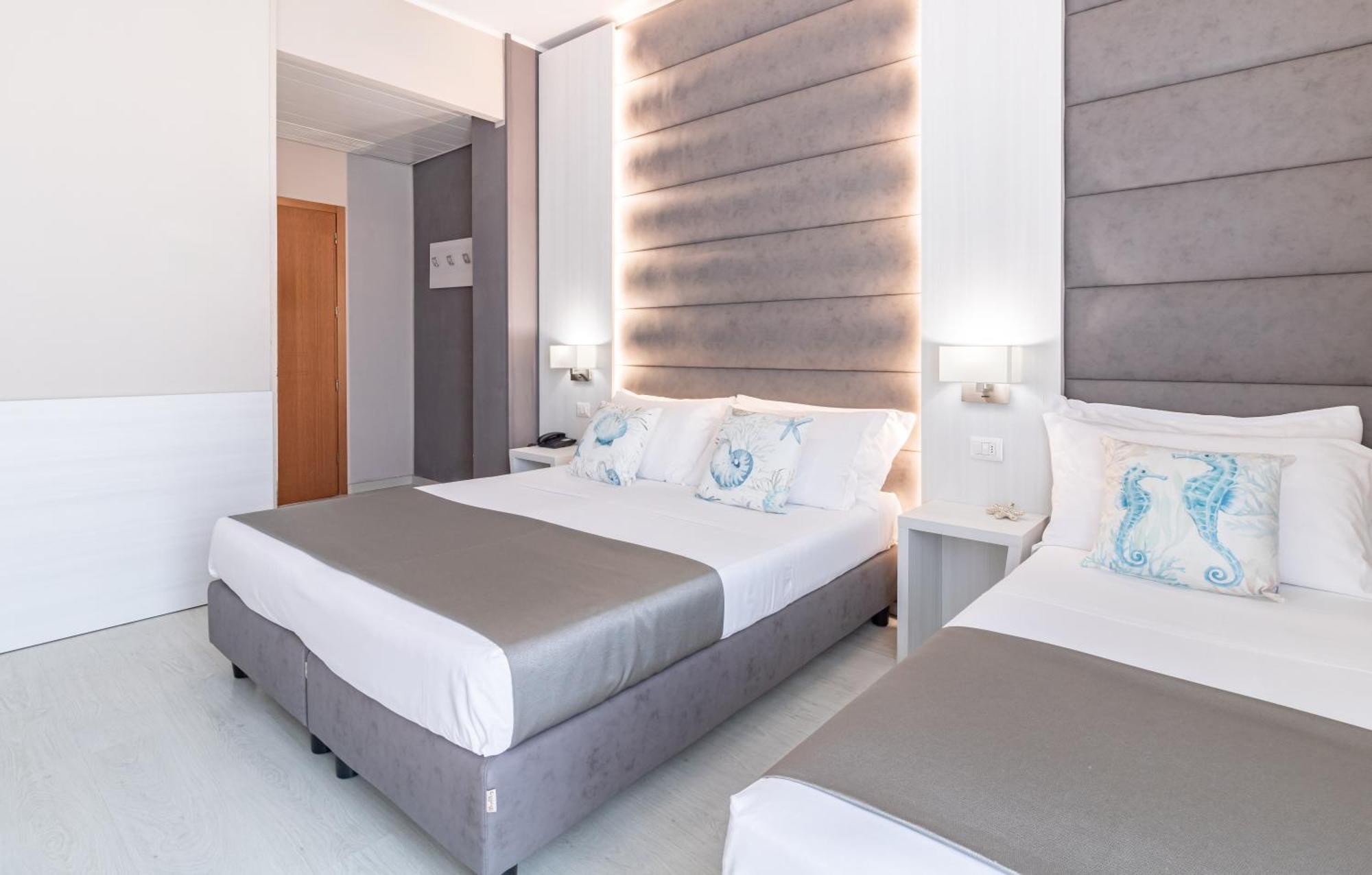 Hotel Biancamano Rimini Esterno foto