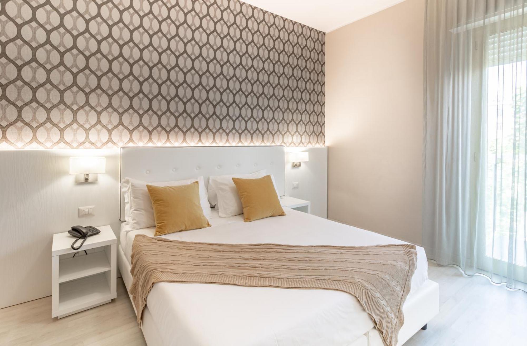 Hotel Biancamano Rimini Esterno foto